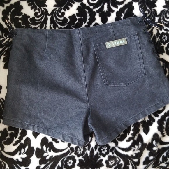 Tommy Hilfiger vintage dark blue stretchy shorts with lace up sides. Size 3 - Picture 2 of 6
